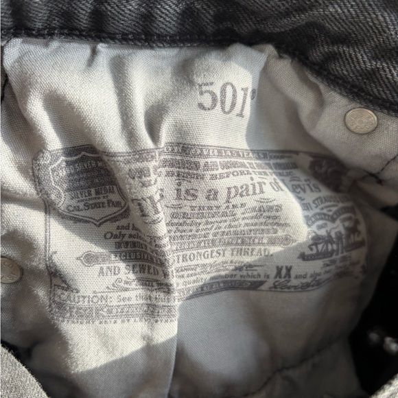 Levi's Black and Blue Frayed Denim Shorts - Picture 5 of 6